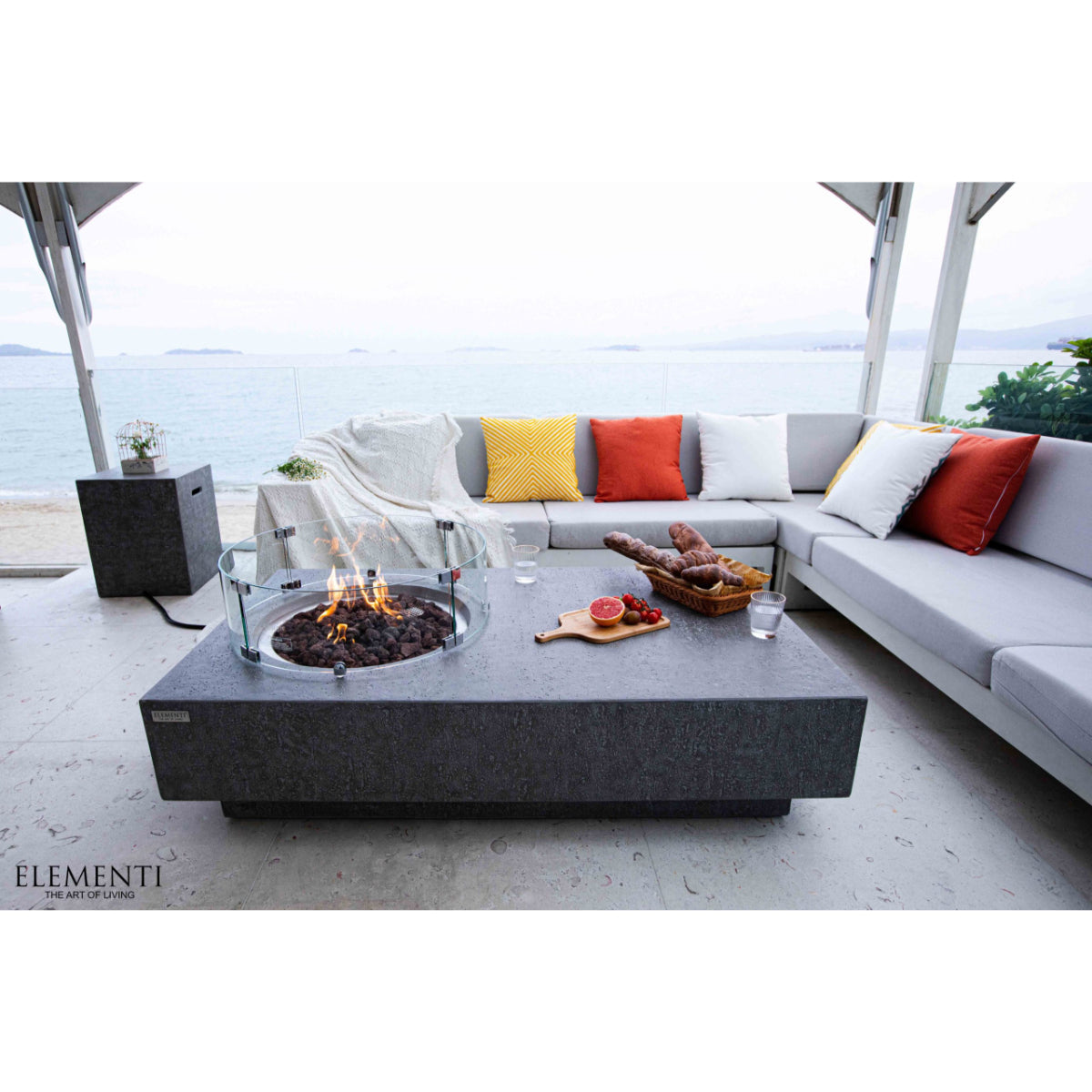 Elementi Metropolis Fire Table