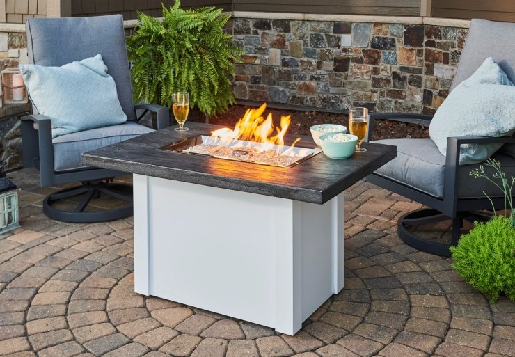 Outdoor GreatRoom Company Stone Grey Havenwood Rectangular Gas Fire Pit Table