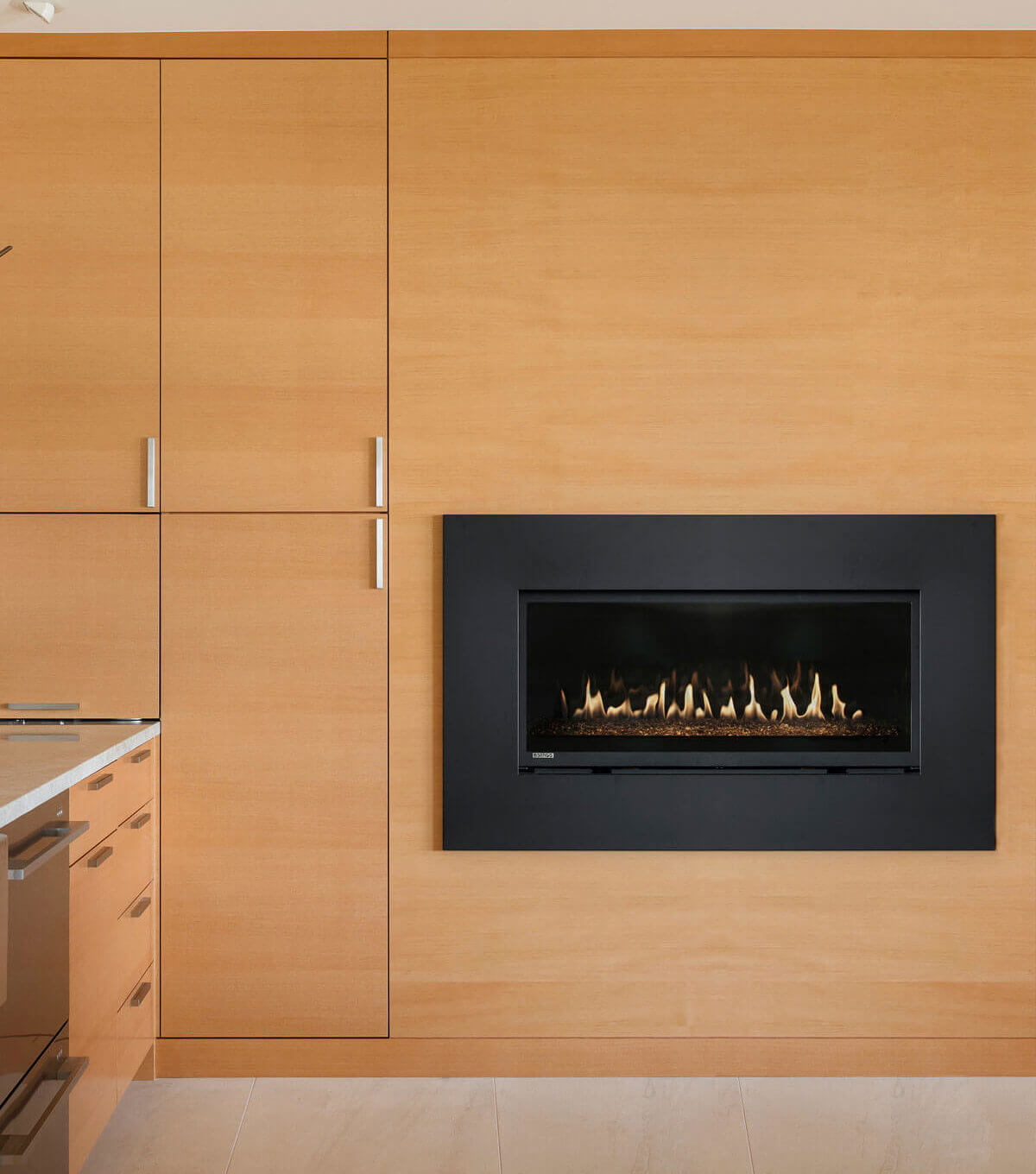 Montigo Phenom Single Sided Gas Fireplace